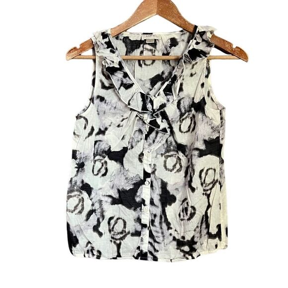3 for $30! Loft pattern sheer tank top - Picture 1 of 8